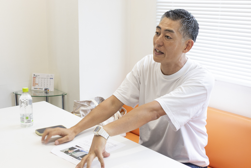 アナログのコミュニケーションについて語る寺田勝人氏